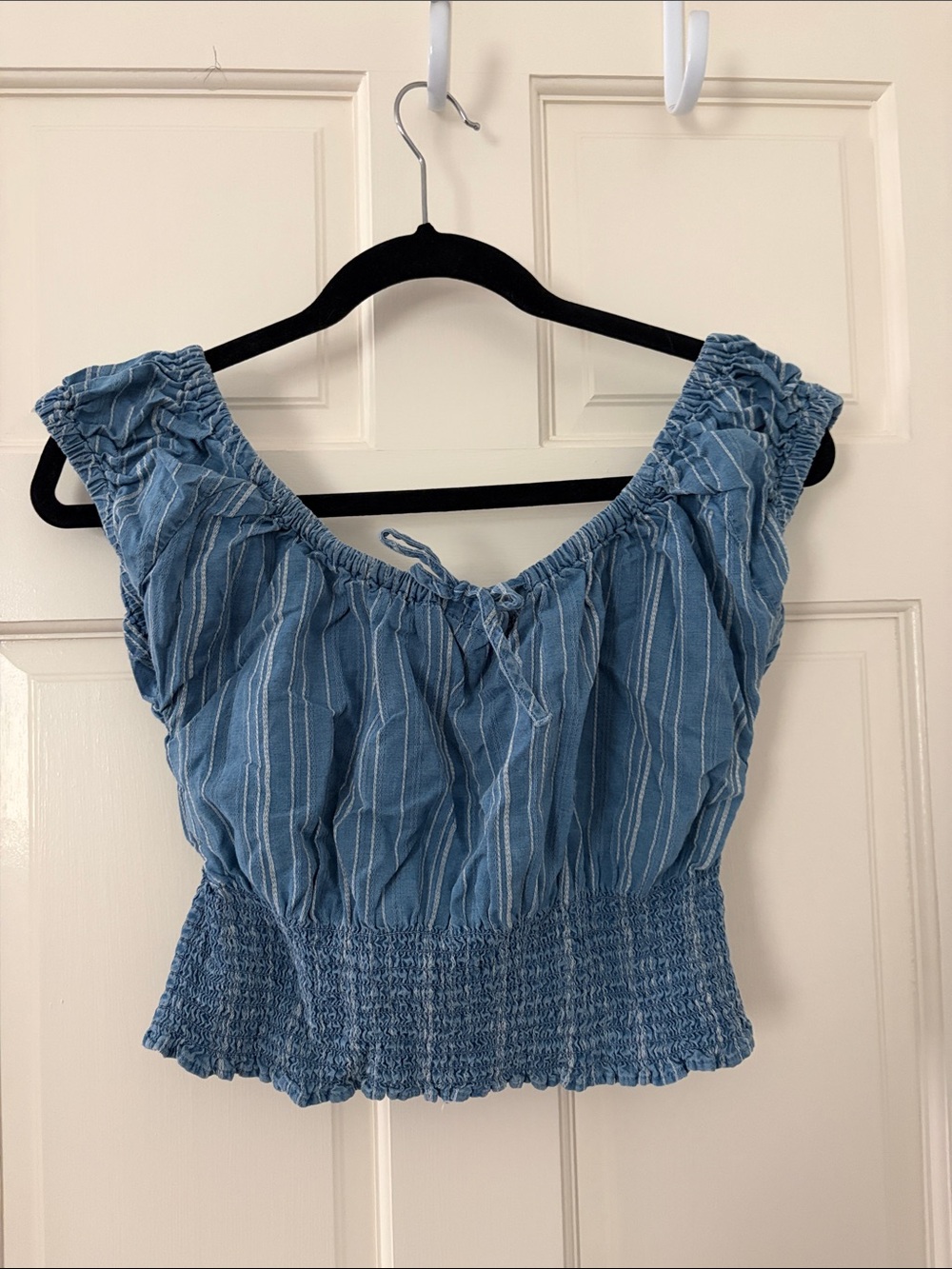 American Eagle Blue Blouse